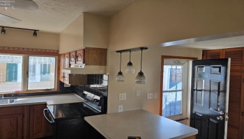 611 Lockwood Avenue, Sandusky, 44870, 2 Bedrooms Bedrooms, ,2 BathroomsBathrooms,Residential,For Sale,Lockwood,20253948 611 Lockwood Avenue, Sandusky, 44870, 2 Bedrooms Bedrooms, ,2 BathroomsBathrooms,Residential,For Sale,Lockwood,20253948