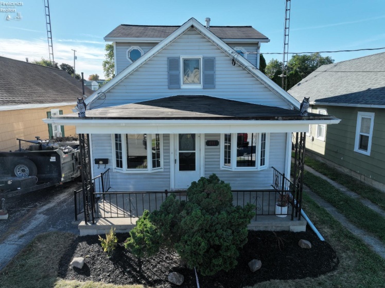 611 Lockwood Avenue, Sandusky, 44870, 2 Bedrooms Bedrooms, ,2 BathroomsBathrooms,Residential,For Sale,Lockwood,20253948