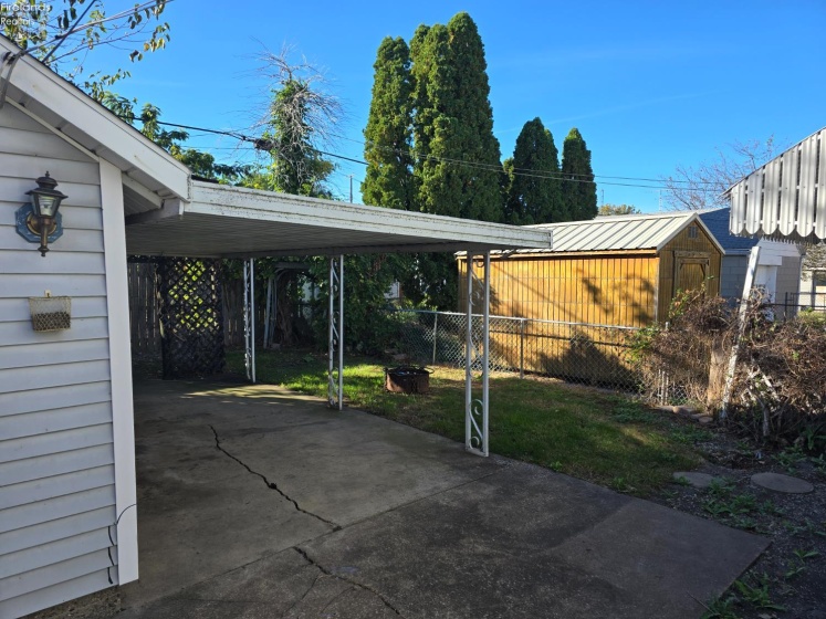 611 Lockwood Avenue, Sandusky, 44870, 2 Bedrooms Bedrooms, ,2 BathroomsBathrooms,Residential,For Sale,Lockwood,20253948