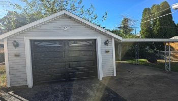 611 Lockwood Avenue, Sandusky, 44870, 2 Bedrooms Bedrooms, ,2 BathroomsBathrooms,Residential,For Sale,Lockwood,20253948 611 Lockwood Avenue, Sandusky, 44870, 2 Bedrooms Bedrooms, ,2 BathroomsBathrooms,Residential,For Sale,Lockwood,20253948