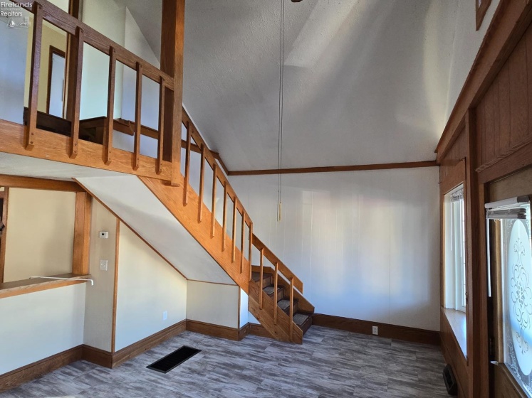 611 Lockwood Avenue, Sandusky, 44870, 2 Bedrooms Bedrooms, ,2 BathroomsBathrooms,Residential,For Sale,Lockwood,20253948