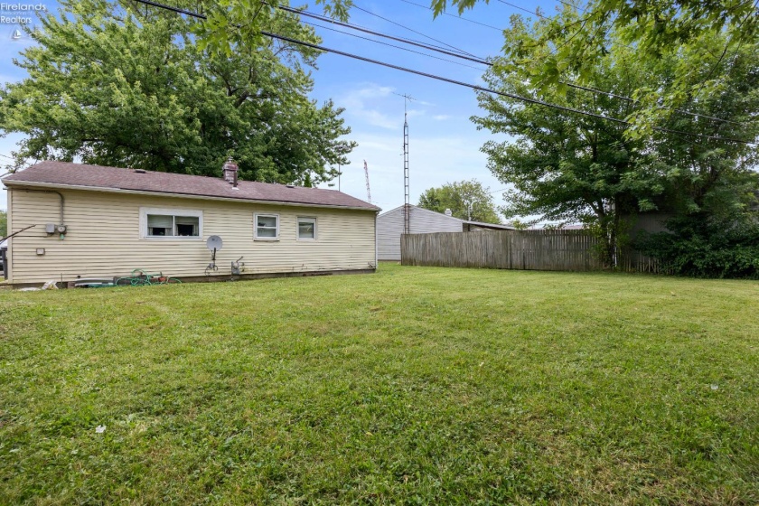 2145 Forest, Sandusky, 44870, 3 Bedrooms Bedrooms, ,1 BathroomBathrooms,Residential,For Sale,Forest,20253738