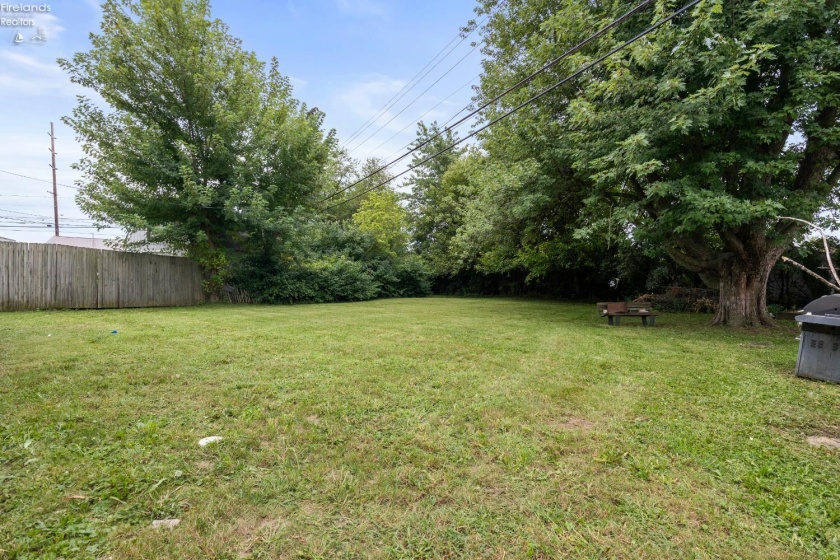 2145 Forest, Sandusky, 44870, 3 Bedrooms Bedrooms, ,1 BathroomBathrooms,Residential,For Sale,Forest,20253738