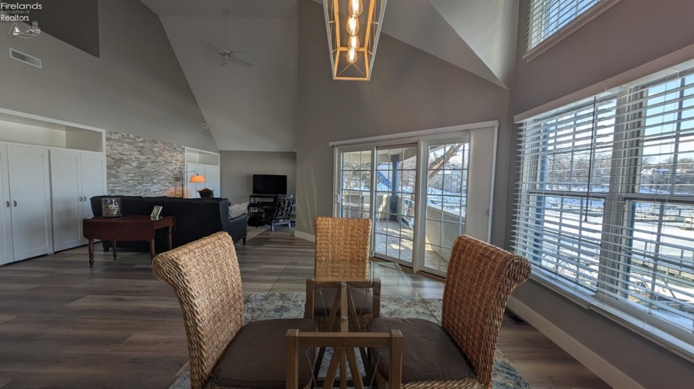 4446 Marin Harbor, Port Clinton, 43452, 2 Bedrooms Bedrooms, ,2 BathroomsBathrooms,Residential,For Sale,Marin Harbor,20250139