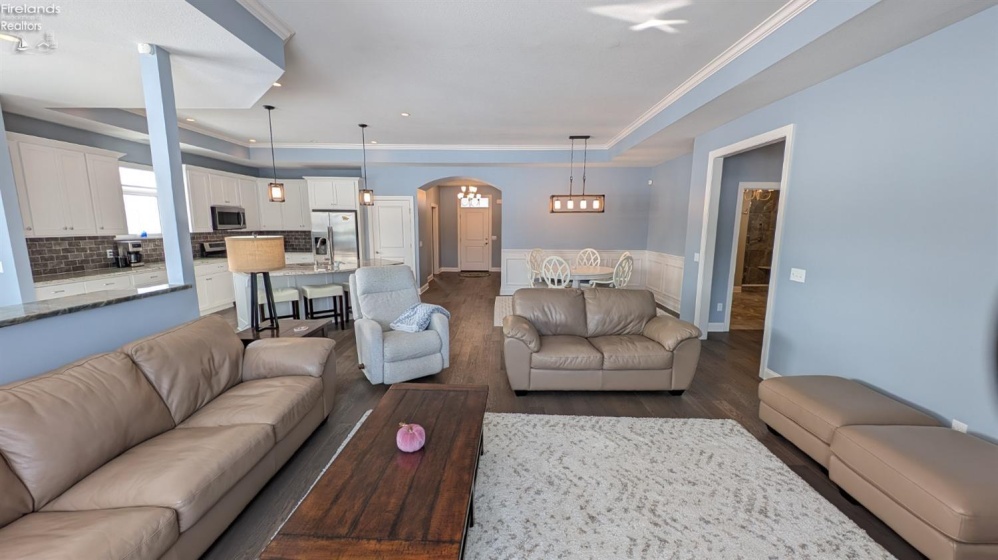 2531 Torino Drive, Port Clinton, 43452, 2 Bedrooms Bedrooms, ,3 BathroomsBathrooms,Residential,For Sale,Torino,20250622