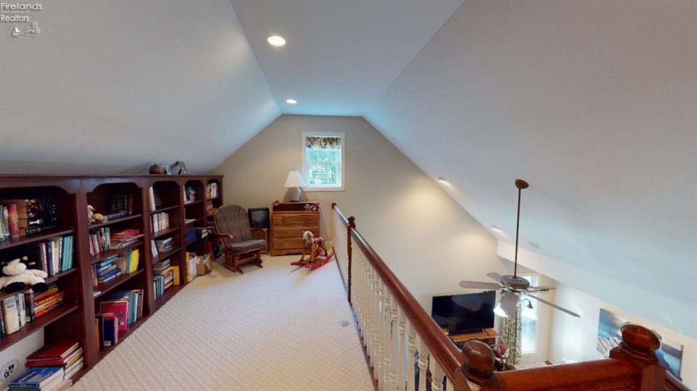 1876 Lakewood Avenue, Port Clinton, 43452, 4 Bedrooms Bedrooms, ,5 BathroomsBathrooms,Residential,For Sale,Lakewood,20250675