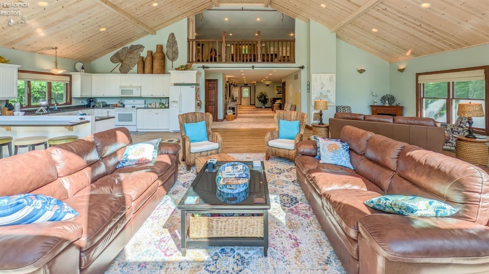 174 Booker Lane, Put-In-Bay, 43456, 4 Bedrooms Bedrooms, ,5 BathroomsBathrooms,Residential,For Sale,Booker,20252559