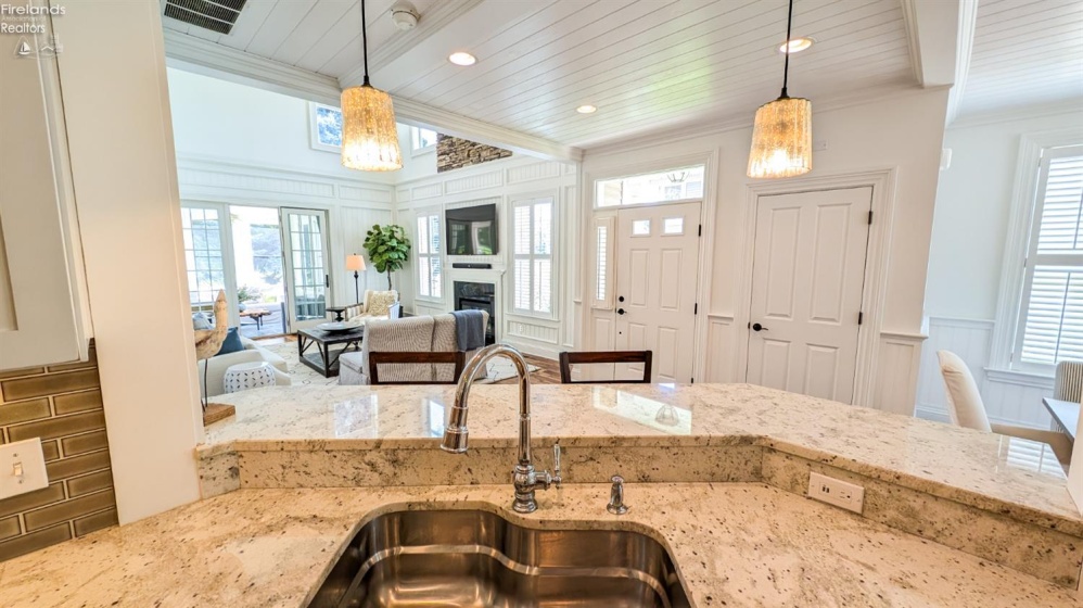 4520 Harbors Edge Drive, Port Clinton, 43452, 4 Bedrooms Bedrooms, ,3 BathroomsBathrooms,Residential,For Sale,Harbors Edge,20253313