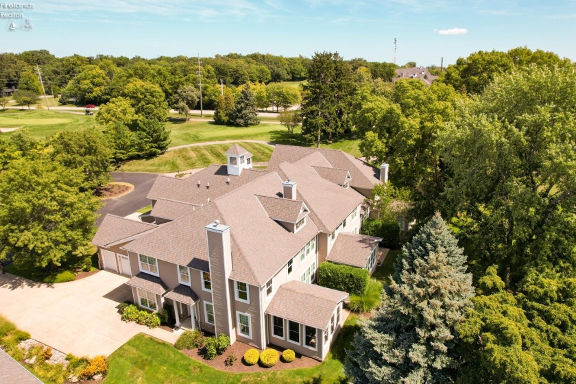 4520 Harbors Edge Drive, Port Clinton, 43452, 4 Bedrooms Bedrooms, ,3 BathroomsBathrooms,Residential,For Sale,Harbors Edge,20253313