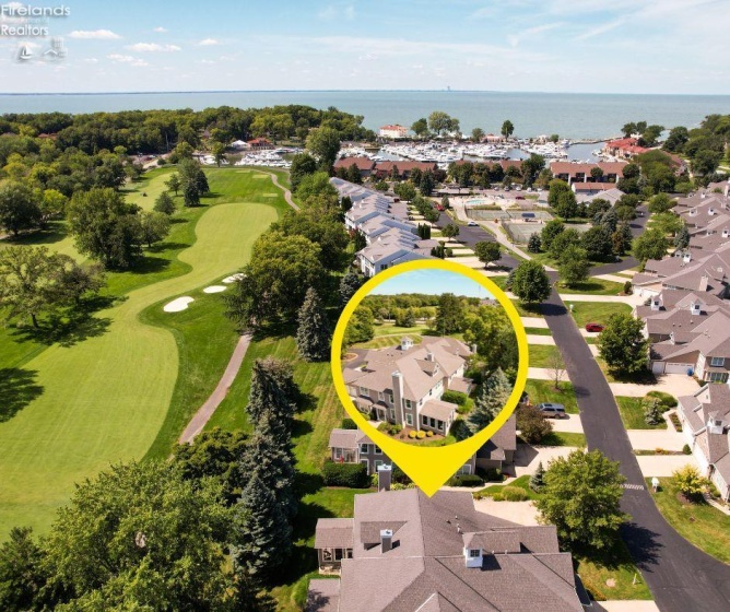 4520 Harbors Edge Drive, Port Clinton, 43452, 4 Bedrooms Bedrooms, ,3 BathroomsBathrooms,Residential,For Sale,Harbors Edge,20253313