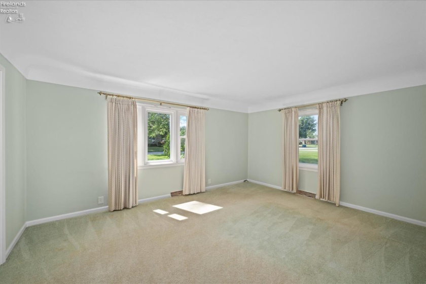 162 Oak Ridge Drive, Oak Harbor, 43449, 3 Bedrooms Bedrooms, ,2 BathroomsBathrooms,Residential,For Sale,Oak Ridge,20252834