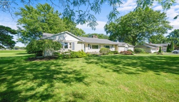 162 Oak Ridge Drive, Oak Harbor, 43449, 3 Bedrooms Bedrooms, ,2 BathroomsBathrooms,Residential,For Sale,Oak Ridge,20252834 162 Oak Ridge Drive, Oak Harbor, 43449, 3 Bedrooms Bedrooms, ,2 BathroomsBathrooms,Residential,For Sale,Oak Ridge,20252834