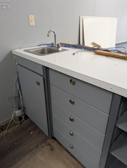 465 PERRY Street, Tiffin, 44883, ,Commercial For Lease,For Lease,PERRY,20254479