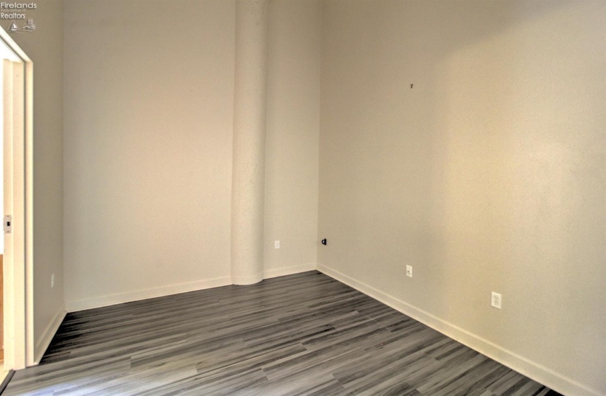 401 Shoreline Drive, Sandusky, 44870, 2 Bedrooms Bedrooms, ,2 BathroomsBathrooms,Residential For Lease,For Lease,Shoreline,20254525