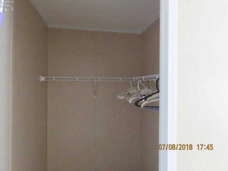 168 Morningside Drive, Port Clinton, 43452, 2 Bedrooms Bedrooms, ,2 BathroomsBathrooms,Residential,For Sale,Morningside,20253978