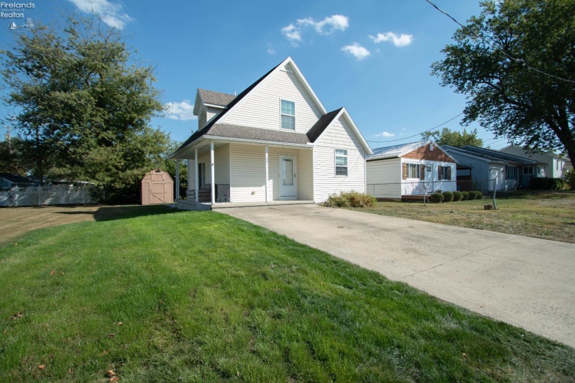 122 Atwood Place, Huron, 44839, 3 Bedrooms Bedrooms, ,2 BathroomsBathrooms,Residential,For Sale,Atwood,20253985