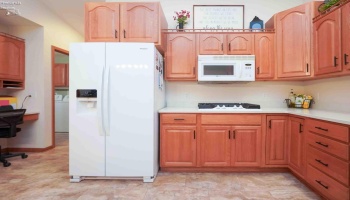 618 Linden Lane, Willard, 44890, 3 Bedrooms Bedrooms, ,3 BathroomsBathrooms,Residential,For Sale,Linden,20253990 618 Linden Lane, Willard, 44890, 3 Bedrooms Bedrooms, ,3 BathroomsBathrooms,Residential,For Sale,Linden,20253990