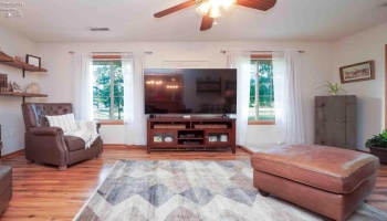 618 Linden Lane, Willard, 44890, 3 Bedrooms Bedrooms, ,3 BathroomsBathrooms,Residential,For Sale,Linden,20253990 618 Linden Lane, Willard, 44890, 3 Bedrooms Bedrooms, ,3 BathroomsBathrooms,Residential,For Sale,Linden,20253990