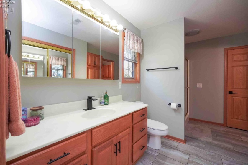 618 Linden Lane, Willard, 44890, 3 Bedrooms Bedrooms, ,3 BathroomsBathrooms,Residential,For Sale,Linden,20253990