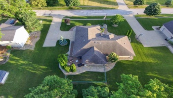 618 Linden Lane, Willard, 44890, 3 Bedrooms Bedrooms, ,3 BathroomsBathrooms,Residential,For Sale,Linden,20253990 618 Linden Lane, Willard, 44890, 3 Bedrooms Bedrooms, ,3 BathroomsBathrooms,Residential,For Sale,Linden,20253990