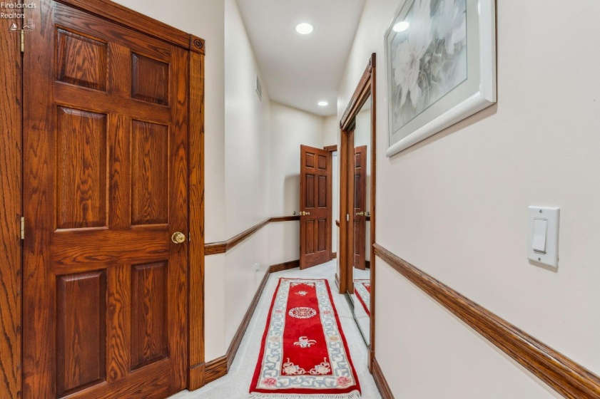 106 Sycamore Woods Lane, Tiffin, 44883, 6 Bedrooms Bedrooms, ,5 BathroomsBathrooms,Residential,For Sale,Sycamore Woods,20254000