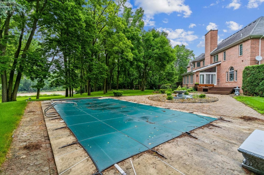 106 Sycamore Woods Lane, Tiffin, 44883, 6 Bedrooms Bedrooms, ,5 BathroomsBathrooms,Residential,For Sale,Sycamore Woods,20254000