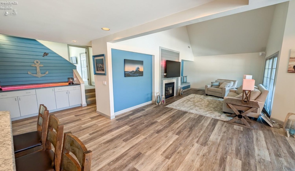 4475 Marin Harbor Drive, Port Clinton, 43452, 2 Bedrooms Bedrooms, ,3 BathroomsBathrooms,Residential,For Sale,Marin Harbor,20254012