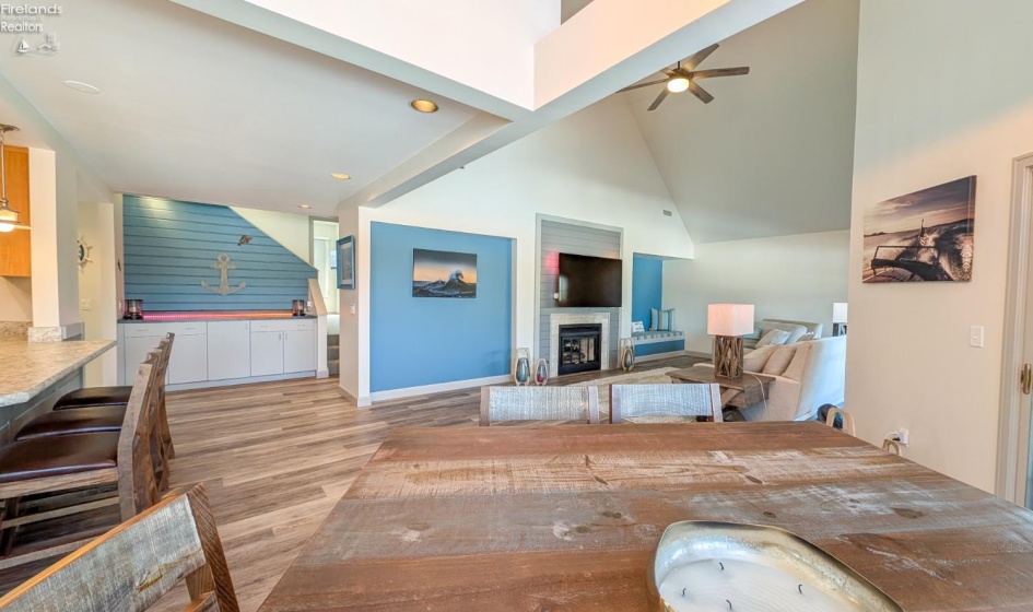 4475 Marin Harbor Drive, Port Clinton, 43452, 2 Bedrooms Bedrooms, ,3 BathroomsBathrooms,Residential,For Sale,Marin Harbor,20254012