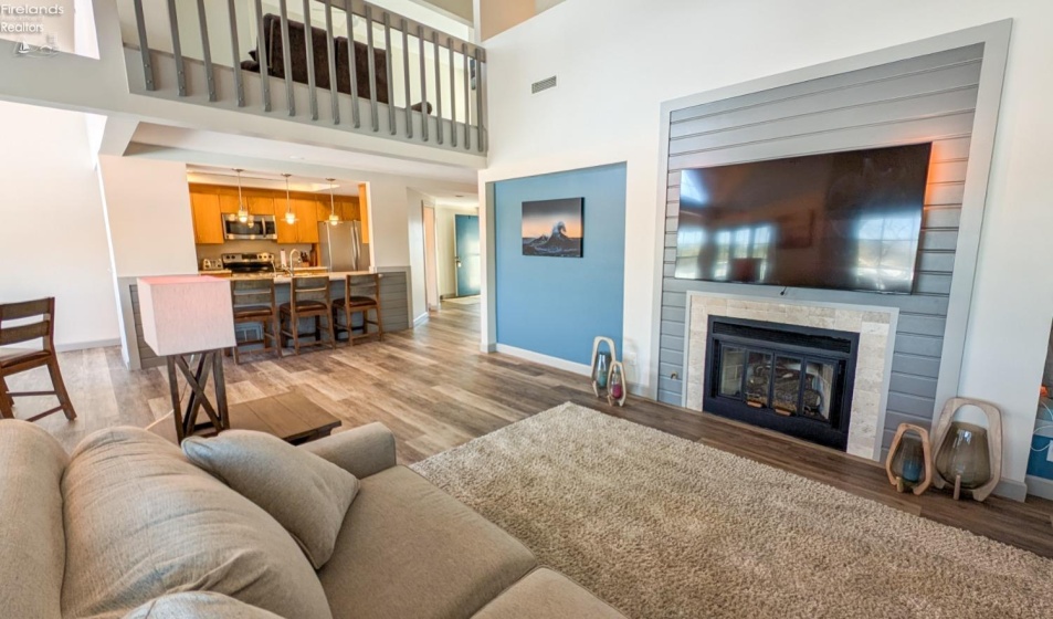 4475 Marin Harbor Drive, Port Clinton, 43452, 2 Bedrooms Bedrooms, ,3 BathroomsBathrooms,Residential,For Sale,Marin Harbor,20254012