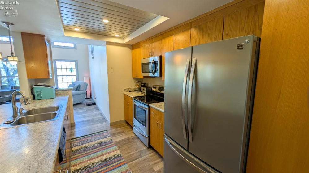 4475 Marin Harbor Drive, Port Clinton, 43452, 2 Bedrooms Bedrooms, ,3 BathroomsBathrooms,Residential,For Sale,Marin Harbor,20254012