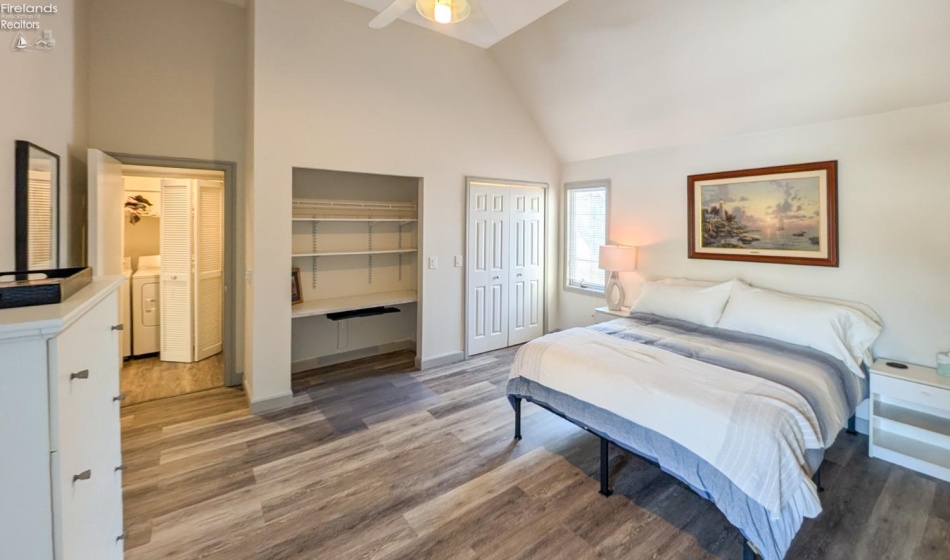 4475 Marin Harbor Drive, Port Clinton, 43452, 2 Bedrooms Bedrooms, ,3 BathroomsBathrooms,Residential,For Sale,Marin Harbor,20254012