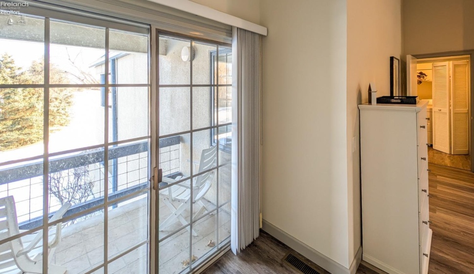 4475 Marin Harbor Drive, Port Clinton, 43452, 2 Bedrooms Bedrooms, ,3 BathroomsBathrooms,Residential,For Sale,Marin Harbor,20254012