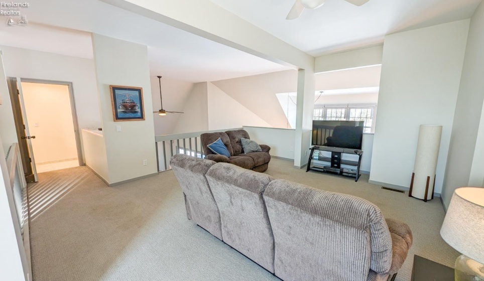 4475 Marin Harbor Drive, Port Clinton, 43452, 2 Bedrooms Bedrooms, ,3 BathroomsBathrooms,Residential,For Sale,Marin Harbor,20254012