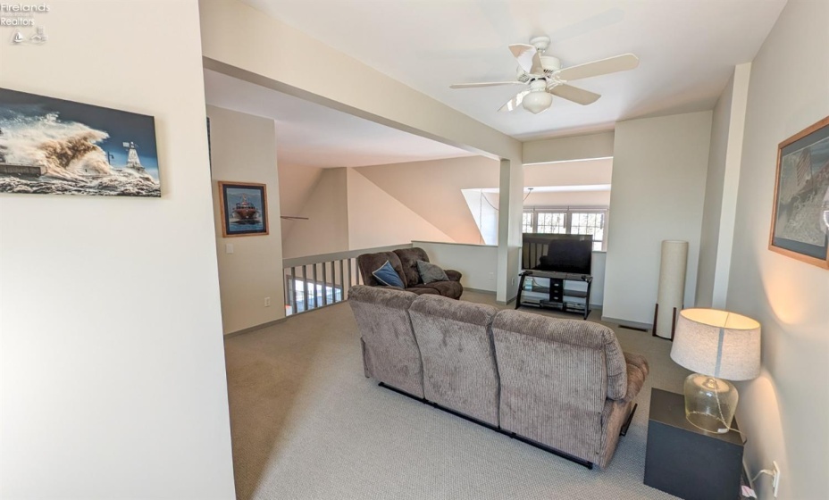 4475 Marin Harbor Drive, Port Clinton, 43452, 2 Bedrooms Bedrooms, ,3 BathroomsBathrooms,Residential,For Sale,Marin Harbor,20254012