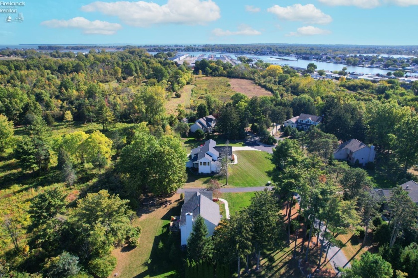 4597 Island Pines Drive, Port Clinton, 43452, 4 Bedrooms Bedrooms, ,3 BathroomsBathrooms,Residential,For Sale,Island Pines,20253935