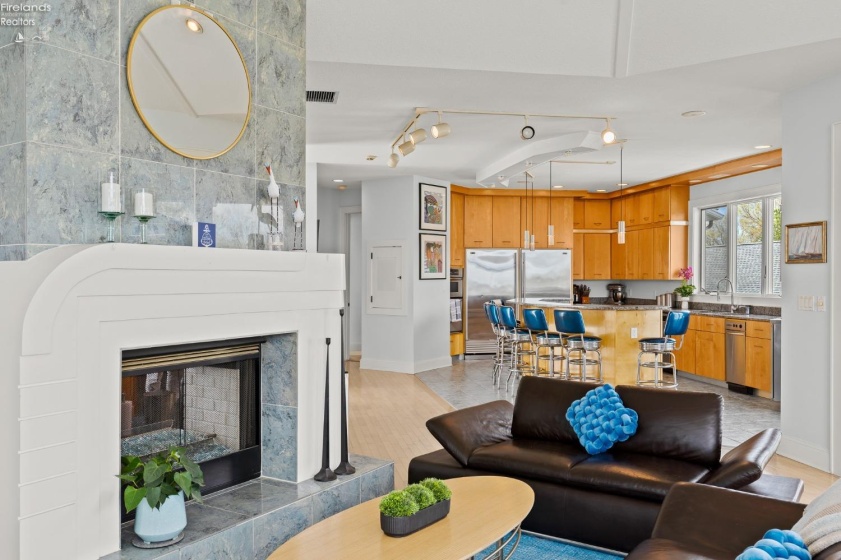 4009 Woodcliff Drive, Marblehead, 43440, 4 Bedrooms Bedrooms, ,5 BathroomsBathrooms,Residential,For Sale,Woodcliff,20250726