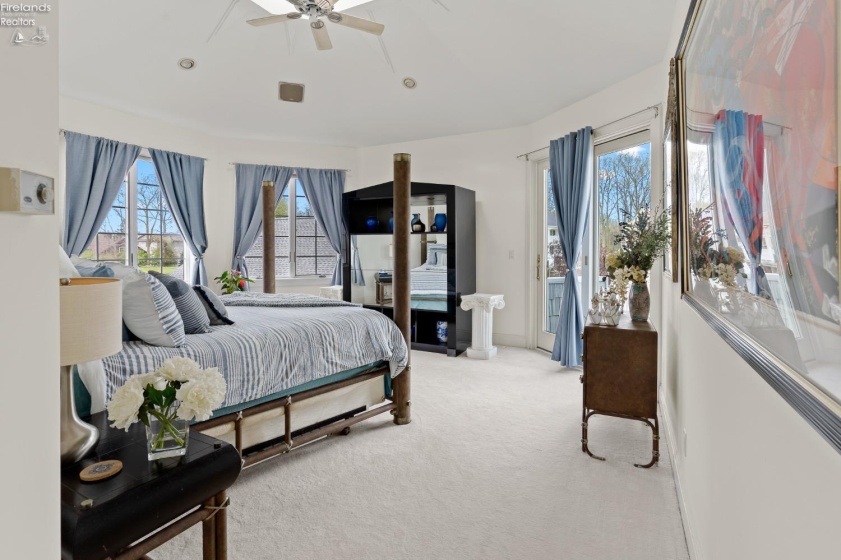 4009 Woodcliff Drive, Marblehead, 43440, 4 Bedrooms Bedrooms, ,5 BathroomsBathrooms,Residential,For Sale,Woodcliff,20250726