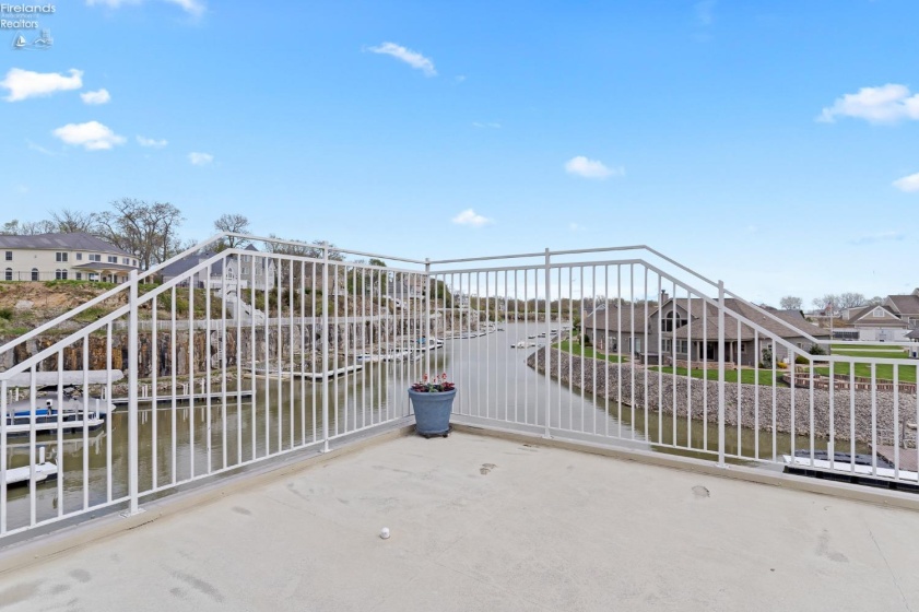 4009 Woodcliff Drive, Marblehead, 43440, 4 Bedrooms Bedrooms, ,5 BathroomsBathrooms,Residential,For Sale,Woodcliff,20250726