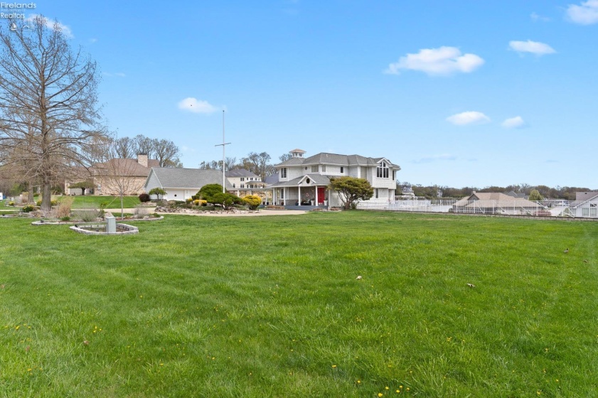 4009 Woodcliff Drive, Marblehead, 43440, 4 Bedrooms Bedrooms, ,5 BathroomsBathrooms,Residential,For Sale,Woodcliff,20250726