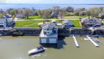 4009 Woodcliff Drive, Marblehead, 43440, 4 Bedrooms Bedrooms, ,5 BathroomsBathrooms,Residential,For Sale,Woodcliff,20250726 4009 Woodcliff Drive, Marblehead, 43440, 4 Bedrooms Bedrooms, ,5 BathroomsBathrooms,Residential,For Sale,Woodcliff,20250726