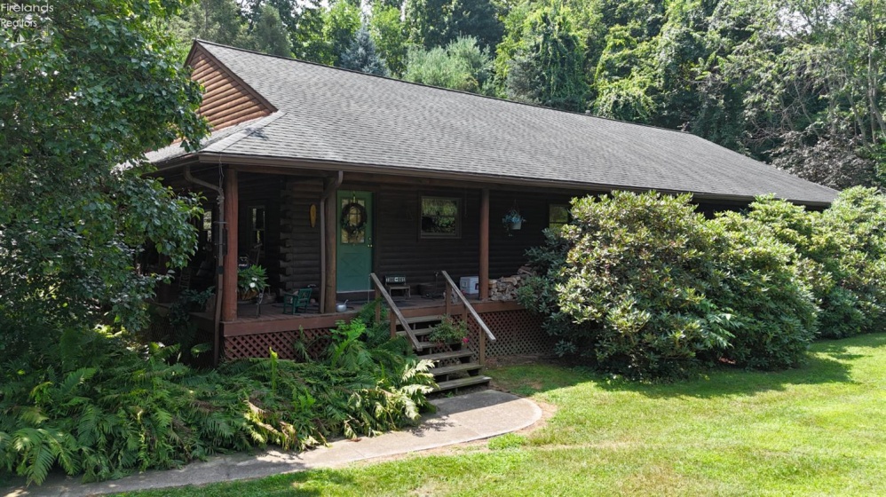 49215 Whittlesey Road, Amherst, 44001, 3 Bedrooms Bedrooms, ,3 BathroomsBathrooms,Residential,For Sale,Whittlesey,20252825