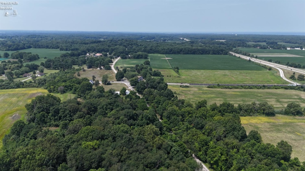 49215 Whittlesey Road, Amherst, 44001, 3 Bedrooms Bedrooms, ,3 BathroomsBathrooms,Residential,For Sale,Whittlesey,20252825