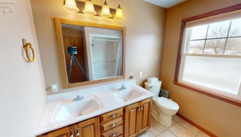 10 Meadowbrook Lane, Fremont, 43420, 4 Bedrooms Bedrooms, ,3 BathroomsBathrooms,Residential,For Sale,Meadowbrook,20252910 10 Meadowbrook Lane, Fremont, 43420, 4 Bedrooms Bedrooms, ,3 BathroomsBathrooms,Residential,For Sale,Meadowbrook,20252910