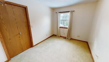 10 Meadowbrook Lane, Fremont, 43420, 4 Bedrooms Bedrooms, ,3 BathroomsBathrooms,Residential,For Sale,Meadowbrook,20252910 10 Meadowbrook Lane, Fremont, 43420, 4 Bedrooms Bedrooms, ,3 BathroomsBathrooms,Residential,For Sale,Meadowbrook,20252910