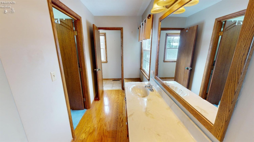 10 Meadowbrook Lane, Fremont, 43420, 4 Bedrooms Bedrooms, ,3 BathroomsBathrooms,Residential,For Sale,Meadowbrook,20252910