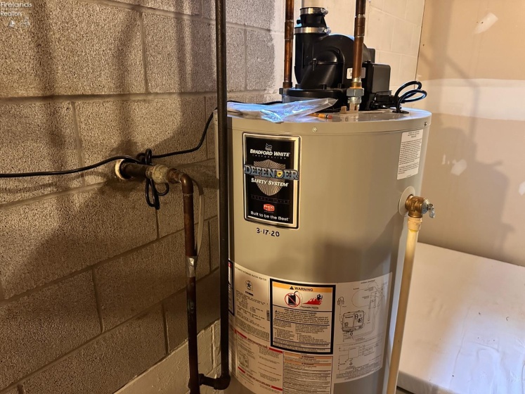 10 Meadowbrook Lane, Fremont, 43420, 4 Bedrooms Bedrooms, ,3 BathroomsBathrooms,Residential,For Sale,Meadowbrook,20252910