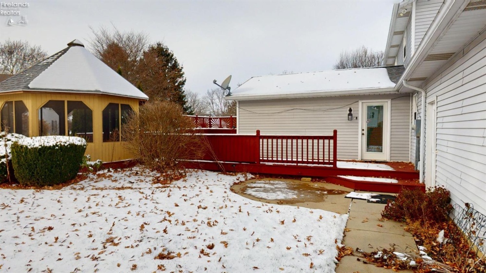 10 Meadowbrook Lane, Fremont, 43420, 4 Bedrooms Bedrooms, ,3 BathroomsBathrooms,Residential,For Sale,Meadowbrook,20252910