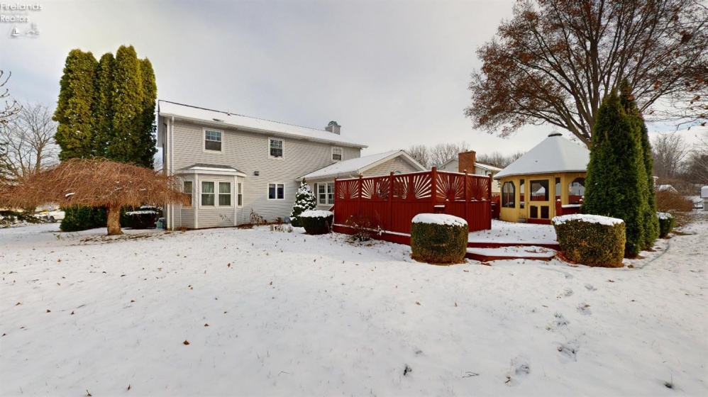 10 Meadowbrook Lane, Fremont, 43420, 4 Bedrooms Bedrooms, ,3 BathroomsBathrooms,Residential,For Sale,Meadowbrook,20252910