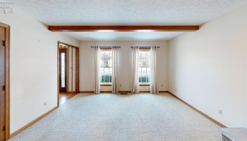 10 Meadowbrook Lane, Fremont, 43420, 4 Bedrooms Bedrooms, ,3 BathroomsBathrooms,Residential,For Sale,Meadowbrook,20252910 10 Meadowbrook Lane, Fremont, 43420, 4 Bedrooms Bedrooms, ,3 BathroomsBathrooms,Residential,For Sale,Meadowbrook,20252910