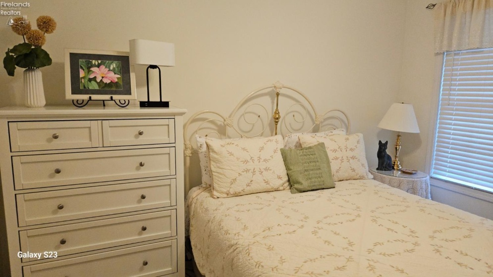 223 Vine Avenue, Lakeside, 43440, 4 Bedrooms Bedrooms, ,2 BathroomsBathrooms,Residential,For Sale,Vine,20252550